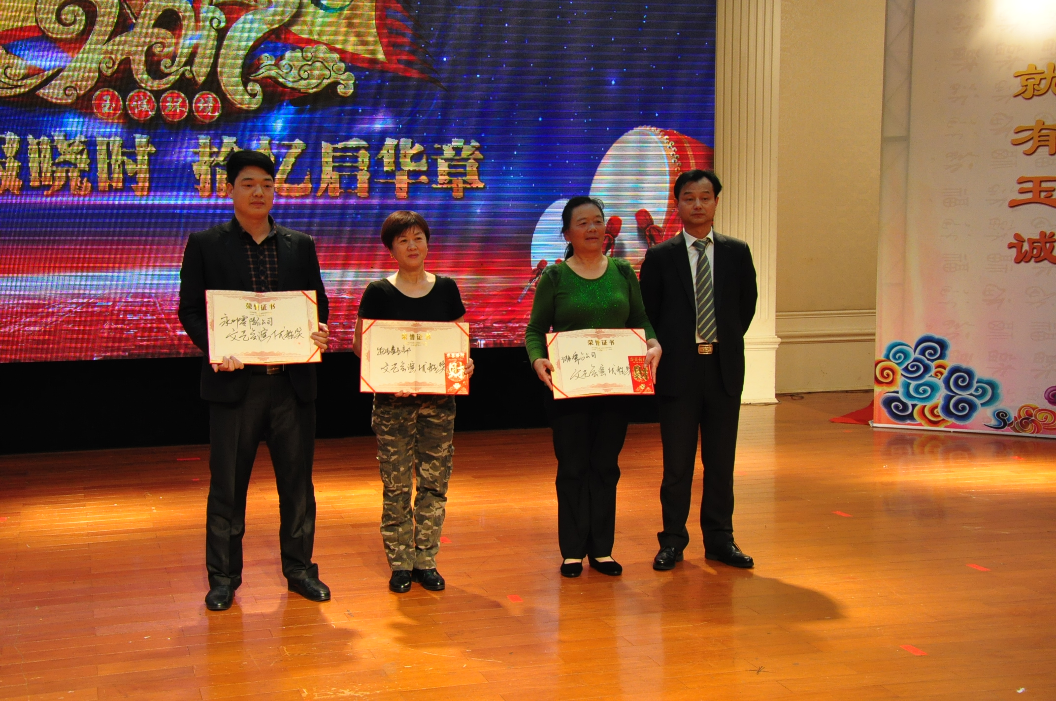長(cháng)沙清潔,長(cháng)沙清潔服務(wù),長(cháng)沙專(zhuān)業(yè)清潔,長(cháng)沙清潔公司,湖南專(zhuān)業(yè)清潔,長(cháng)沙保潔公司,長(cháng)沙專(zhuān)業(yè)保潔,長(cháng)沙物業(yè)保潔