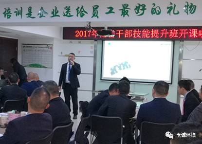 長(cháng)沙清潔,長(cháng)沙清潔服務(wù),長(cháng)沙專(zhuān)業(yè)清潔,長(cháng)沙清潔公司,湖南專(zhuān)業(yè)清潔,長(cháng)沙保潔公司,長(cháng)沙專(zhuān)業(yè)保潔,長(cháng)沙物業(yè)保潔