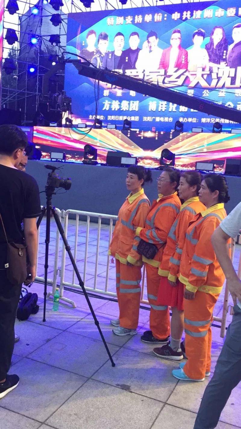長(cháng)沙清潔,長(cháng)沙清潔服務(wù),長(cháng)沙專(zhuān)業(yè)清潔,長(cháng)沙清潔公司,湖南專(zhuān)業(yè)清潔,長(cháng)沙保潔公司,長(cháng)沙專(zhuān)業(yè)保潔,長(cháng)沙物業(yè)保潔