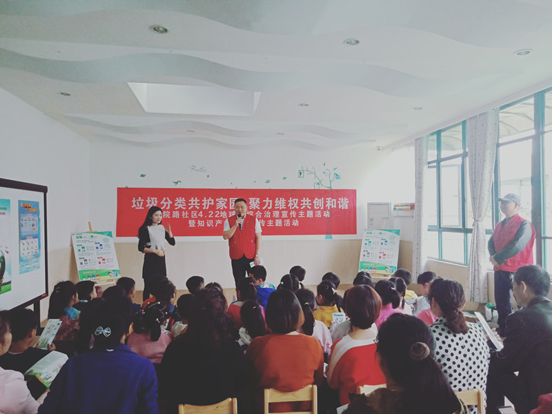 長(cháng)沙清潔,長(cháng)沙清潔服務(wù),長(cháng)沙專(zhuān)業(yè)清潔,長(cháng)沙清潔公司,湖南專(zhuān)業(yè)清潔,長(cháng)沙保潔公司,長(cháng)沙專(zhuān)業(yè)保潔,長(cháng)沙物業(yè)保潔