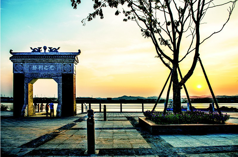 長(cháng)沙清潔,長(cháng)沙清潔服務(wù),長(cháng)沙專(zhuān)業(yè)清潔,長(cháng)沙清潔公司,湖南專(zhuān)業(yè)清潔,長(cháng)沙保潔公司,長(cháng)沙專(zhuān)業(yè)保潔,長(cháng)沙物業(yè)保潔