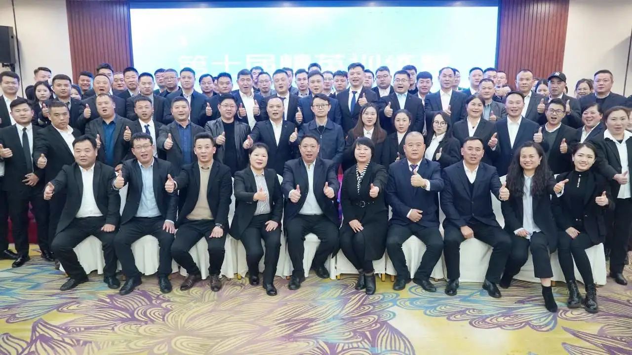 長(cháng)沙清潔,長(cháng)沙清潔服務(wù),長(cháng)沙專(zhuān)業(yè)清潔,長(cháng)沙清潔公司,湖南專(zhuān)業(yè)清潔,長(cháng)沙保潔公司,長(cháng)沙專(zhuān)業(yè)保潔,長(cháng)沙物業(yè)保潔
